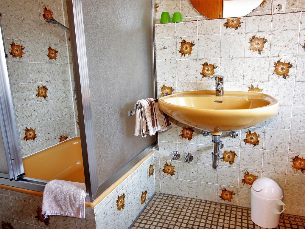 Gaestehaus Klingele ฮินเทอร์ซาร์เทน ภายนอก รูปภาพ